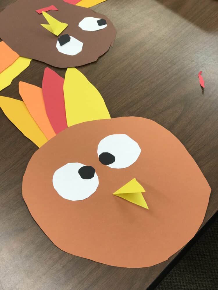 shape turkeys paper craft 